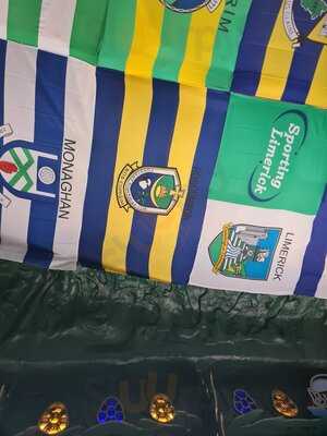 Irish Village Complex