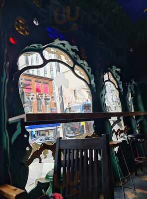 Irish Village Complex