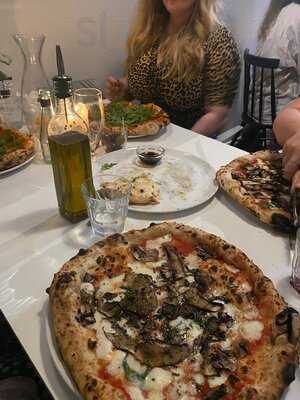 Rudy's Pizza Napoletana - Stockton Heath