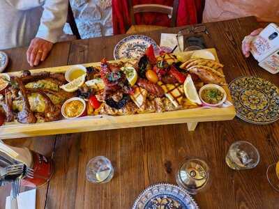 Mythos Greek Taverna