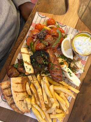 Mythos Greek Taverna