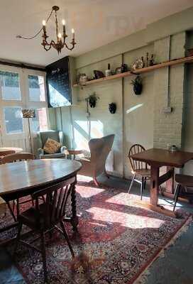 Antiques Cafe Godalming