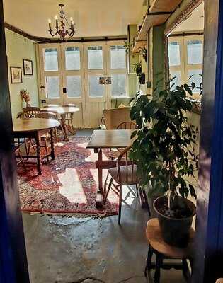 Antiques Cafe Godalming