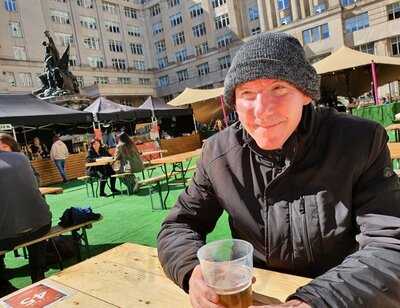 Spring In The Square Bar