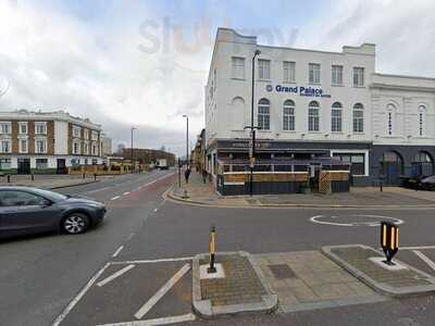 Kenillys Tapas & Coffee