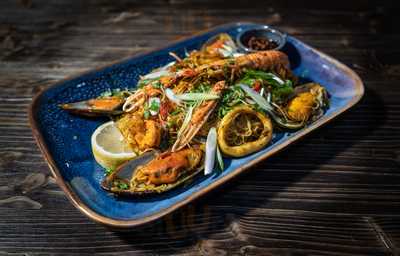 Lit Shisha Bar & Restaurant