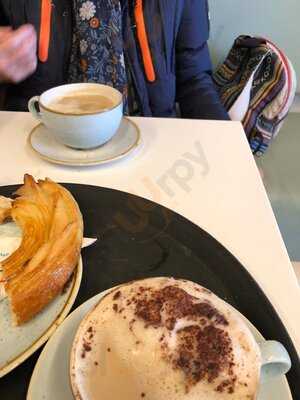 Cafe Patisserie Glacerie