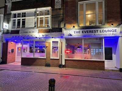 The Everest Lounge Restaurant & Bar This Place Is Permanently Closed.