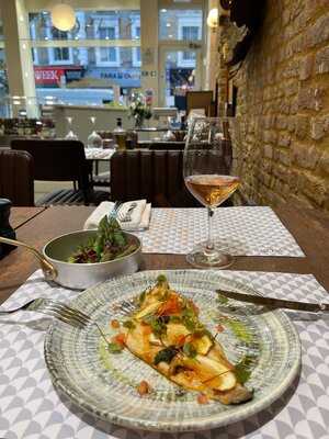 Seasons Notting Hill Bistrot
