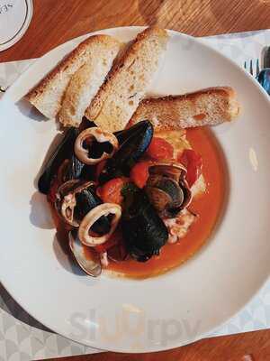 Seasons Bistrot Kensington