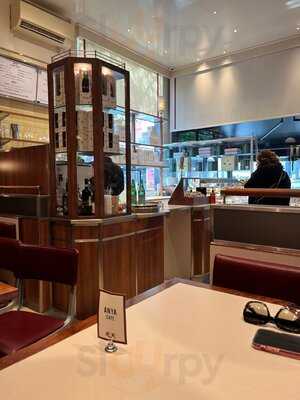 Anya Cafe