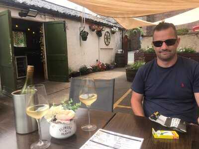 Dewi's Secret Garden Restaurant