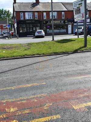 Nefertiti Restaurant & Cafe