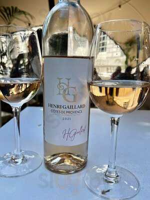 Somerset House Terrace Bar With San Miguel