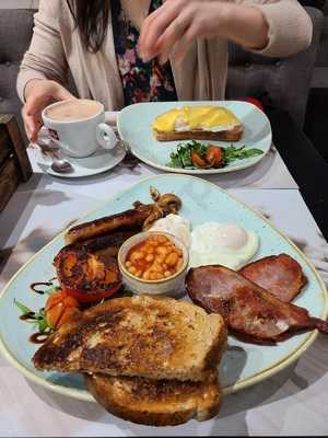 The Little Battersea Bakery