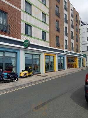 Sandown Cliffs Cookhouse & Pub