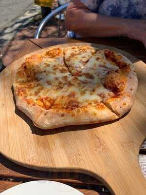 Donchevi Kitchen & Bar