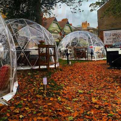 Churchill Hotel Beer Garden
