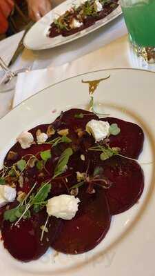 Marco Pierre White Steakhouse Bar And Grill London City