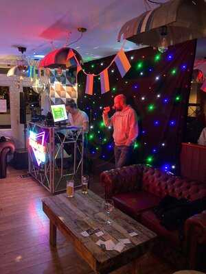 Brackley Bar & Grill