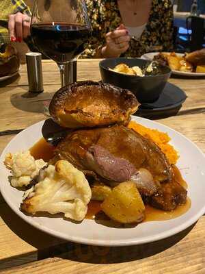 Brackley Bar & Grill