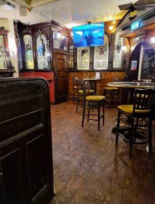 The Central Public House