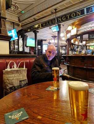 The Central Public House