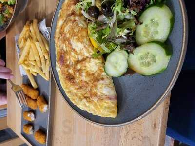 Two Spoons Bistro And Bar