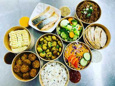 Mezzo Restaurant And Takeaway