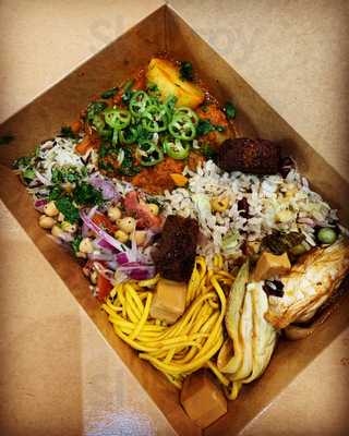 Mezzo Restaurant And Takeaway