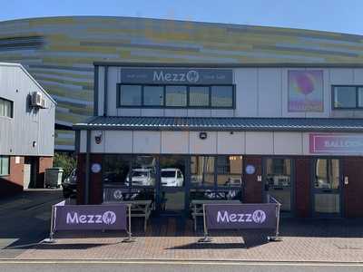 Mezzo Restaurant And Takeaway