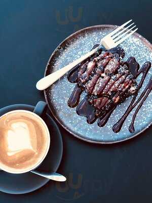 Raffina Coffee & Deli