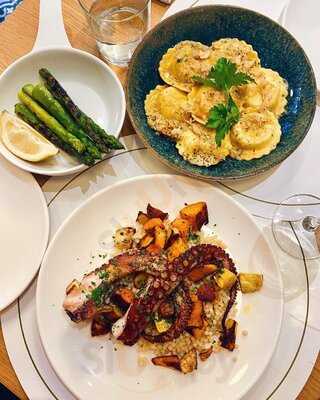 Seasons Bayswater Bistrot