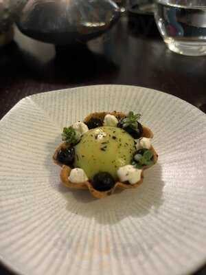 Dean Banks At The Pompadour