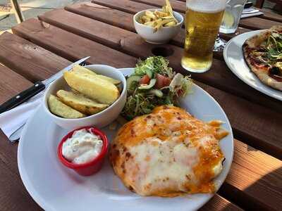 Popi Mae's Bar & Kitchen