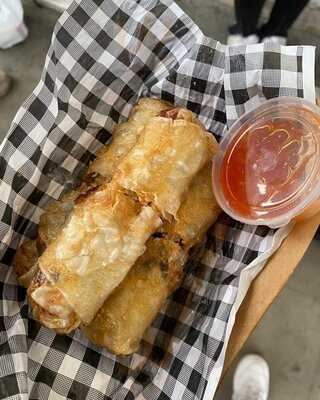 Umai Oriental Street Food Cafe