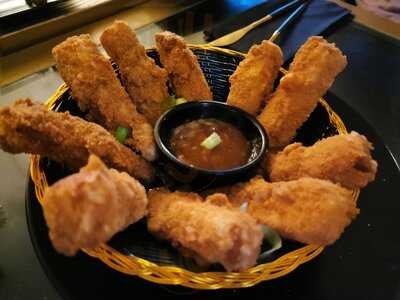 Smoke And Mirrors Restaurant And Bar