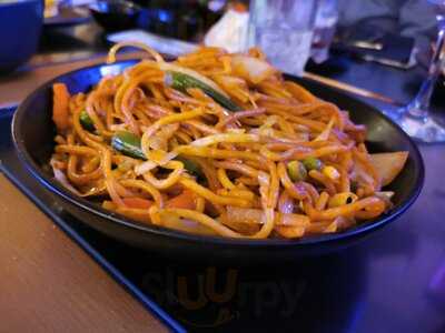 Smoke And Mirrors Restaurant And Bar