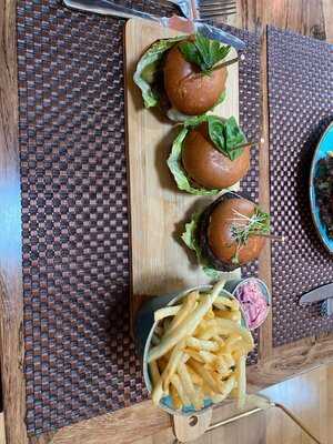 The Fig Tree Bar & Kitchen