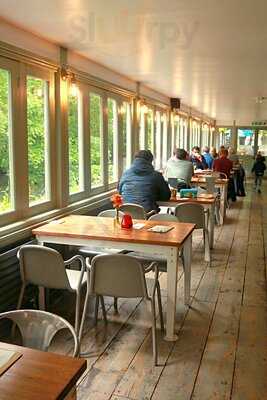 The William Morris Pub