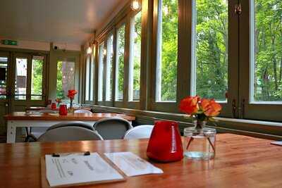 The William Morris Pub