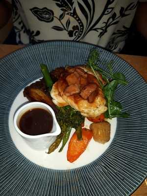 Photo 2