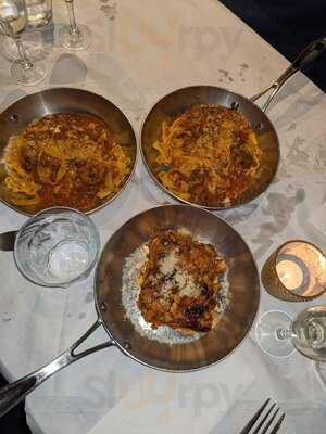 La Mia Mamma Hollywood Road