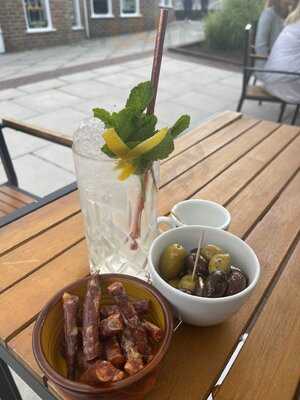 Ma Cuisine Bar And Bistro