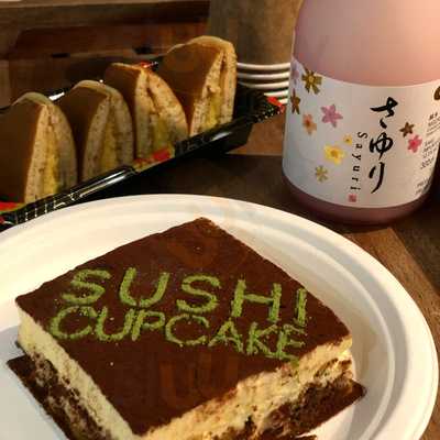 Sushi Cupcake