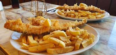 Papa's Fish & Chips Whitby