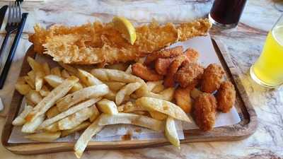 Papa's Fish & Chips Whitby