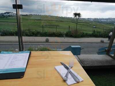 Oceanside Bar & Restaurant