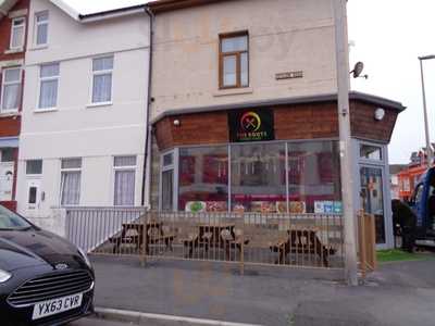 The Roots Street Food