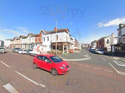 The Roots Street Food